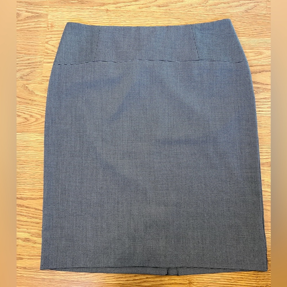 New York & Company Black Houndstooth Stretch Pencil Skirt